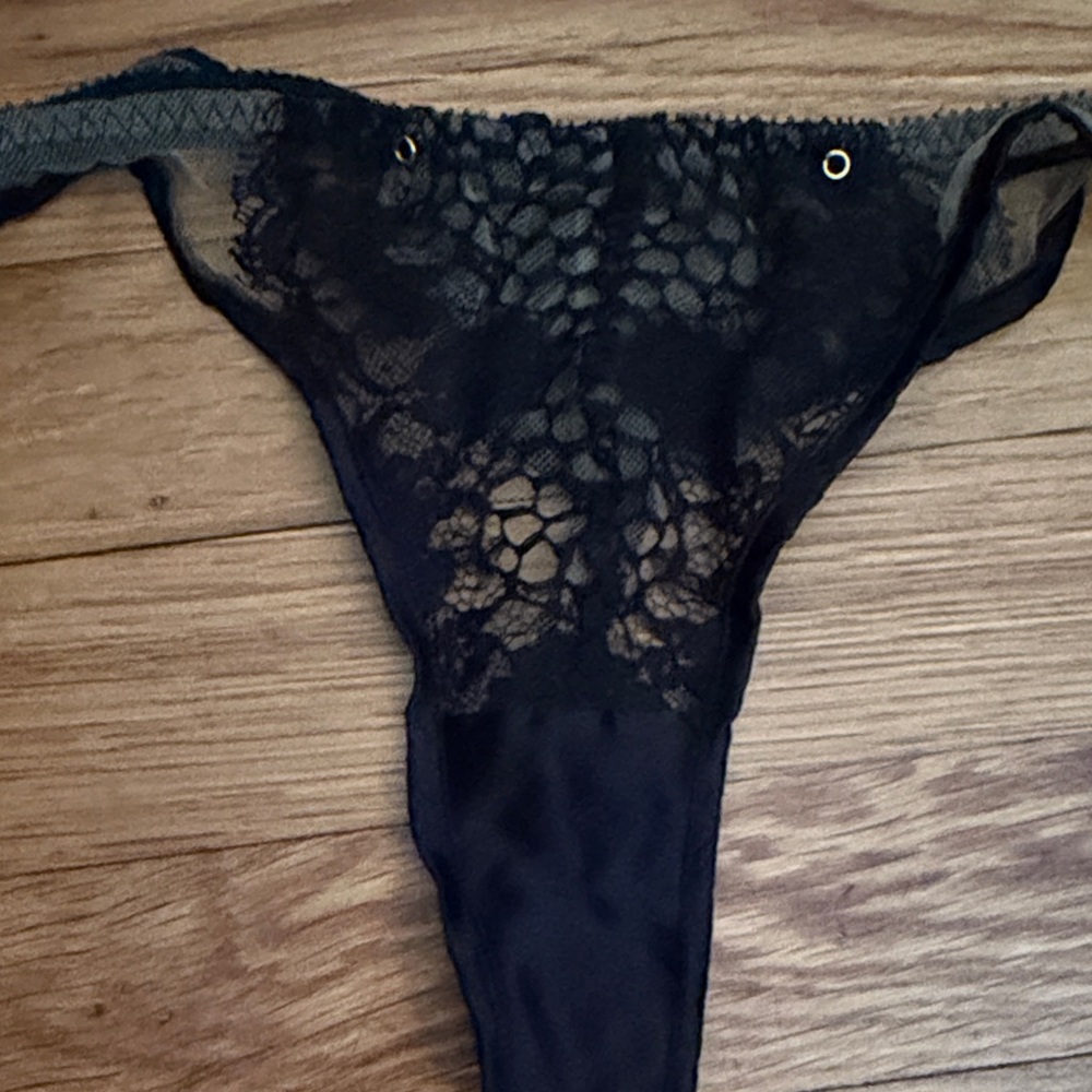NWOT Edge o Beyond Kathryn Thong - Picture 5 of 9